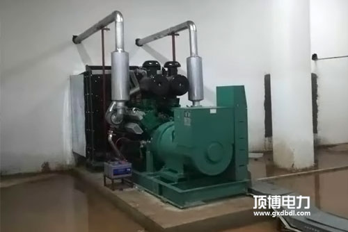 南宁柴油发电机厂家资讯:懂这3点学会选柴油发电机润滑油